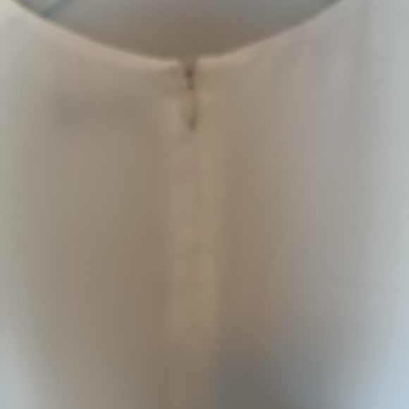 Babaton Hobpkins white sleeveless blouse in Small - Picture 6 of 9